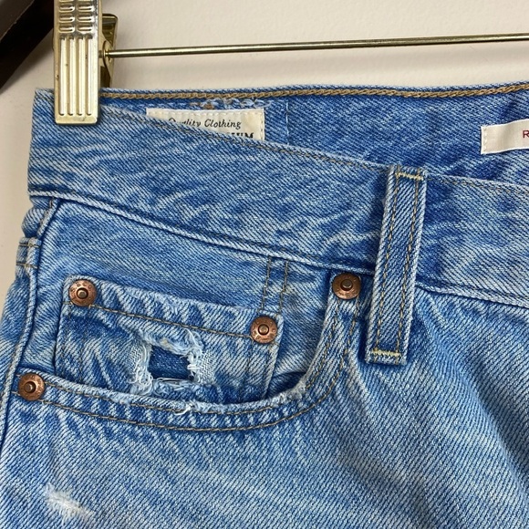 Levi’s 501 Premium BigE Rib Cage HighRise Button Fly Distressed Shorts s28 - Picture 2 of 10